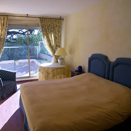 Apartment Parc Continental Cannes-very Elegant Three Bedroom