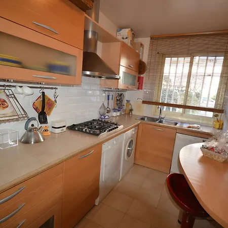 Parc Continental Cannes-very Elegant Three Bedroom Apartment